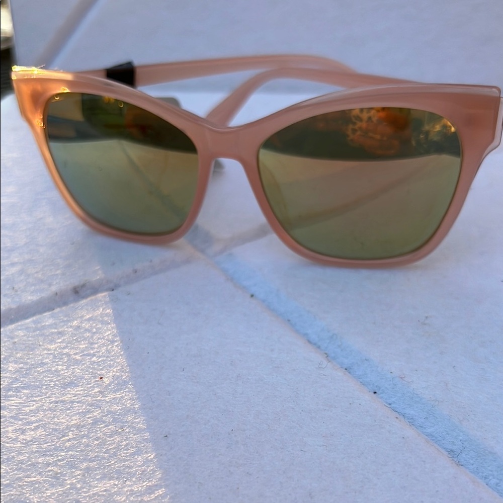 Lucky Brand Pink Matte Sunglasses Modern Design